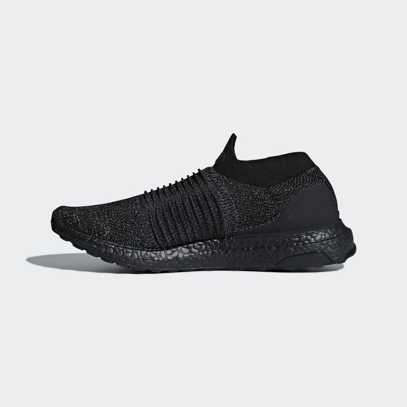 Laceless 2025 triple black